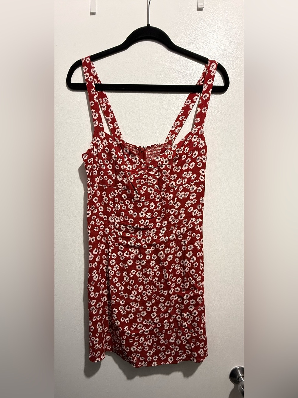 Reformation Baldwin Dress in Jenna - Picture 6 of 8